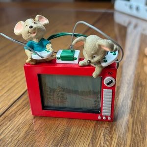 1996 HALLMARK Mice TV Video Party Magic
